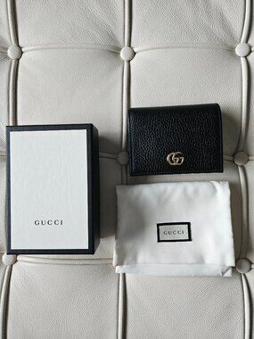 Gucci GG Marmont Card Case Wallet Black Leather - New with Box